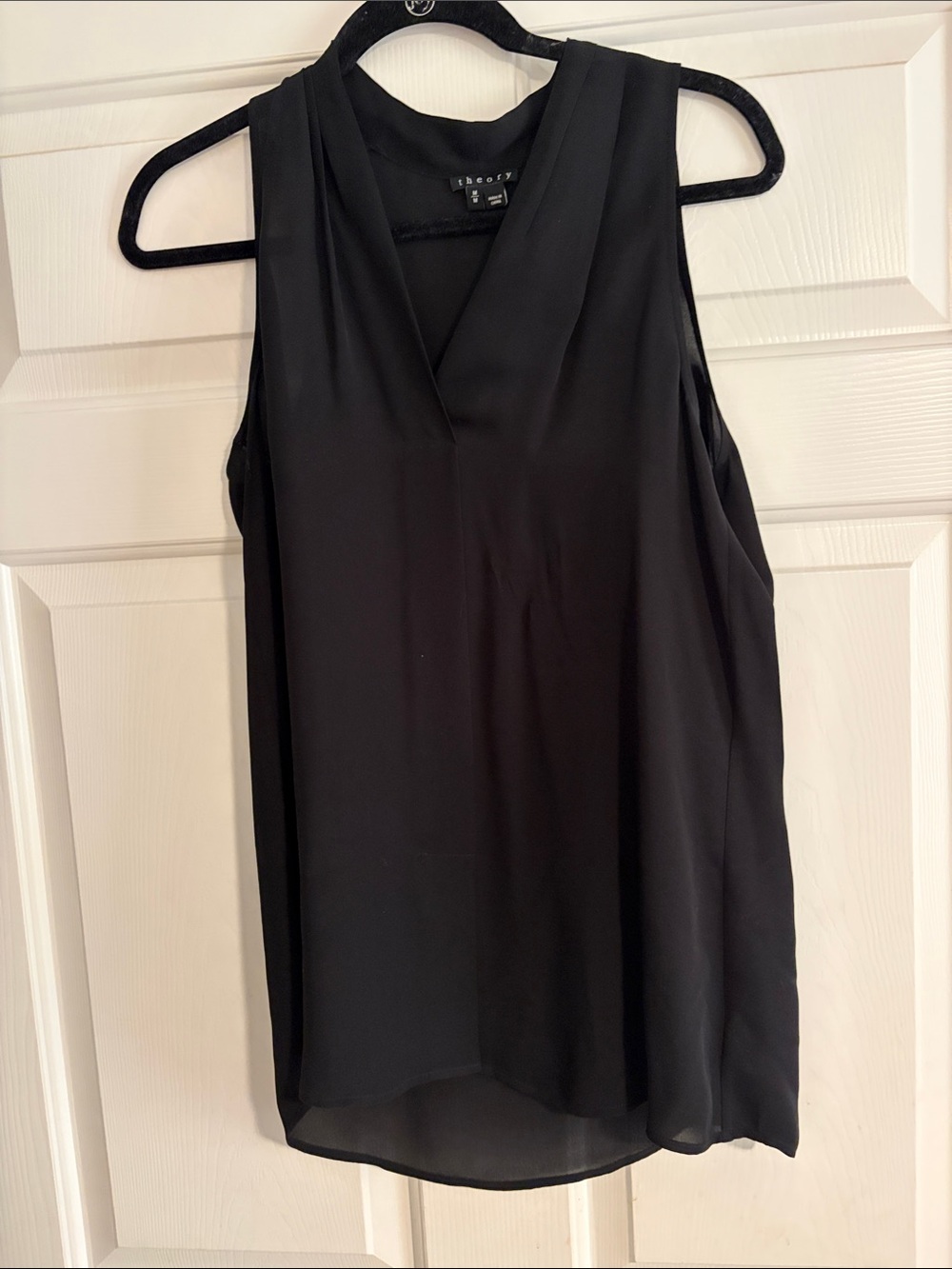Theory Black Sleeveless Silk V-Neck Blouse
